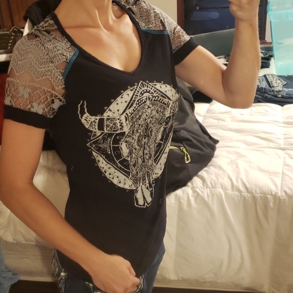 Sold on M. Womens small Daytrip shirt - Picture 3 of 8